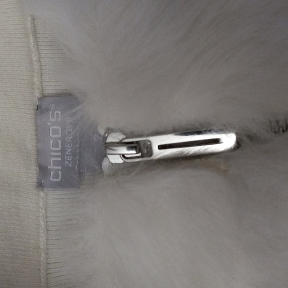 Zenergy Faux Fur Vest, White ⛓️ - Picture 4 of 9